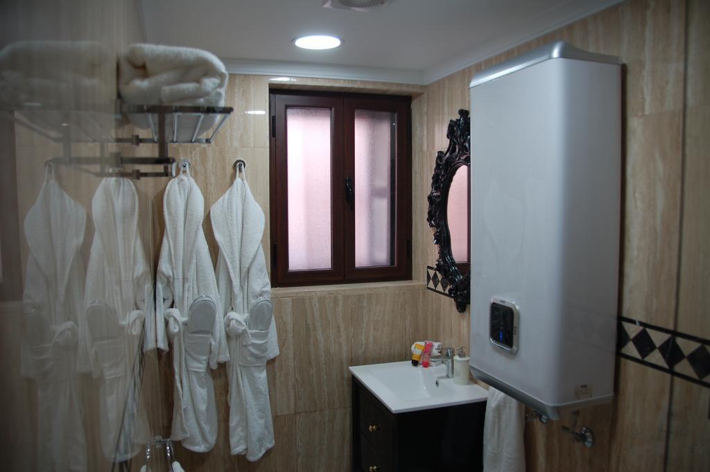 Luxury Apartment Plus Ultra เซบีญา ภายนอก รูปภาพ